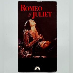 Romeo & Juliet on VHS. 1968 Starring Olivia Hussey